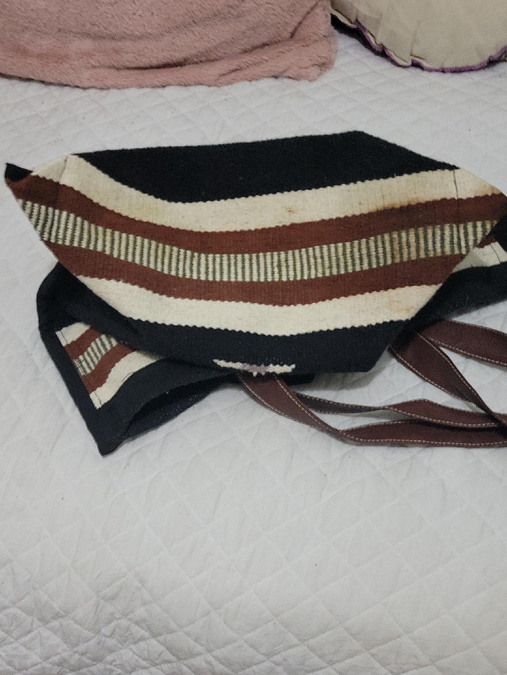 Southwestern Woven Tote Bag in Black, Brown & Cream - Picture 6 of 9